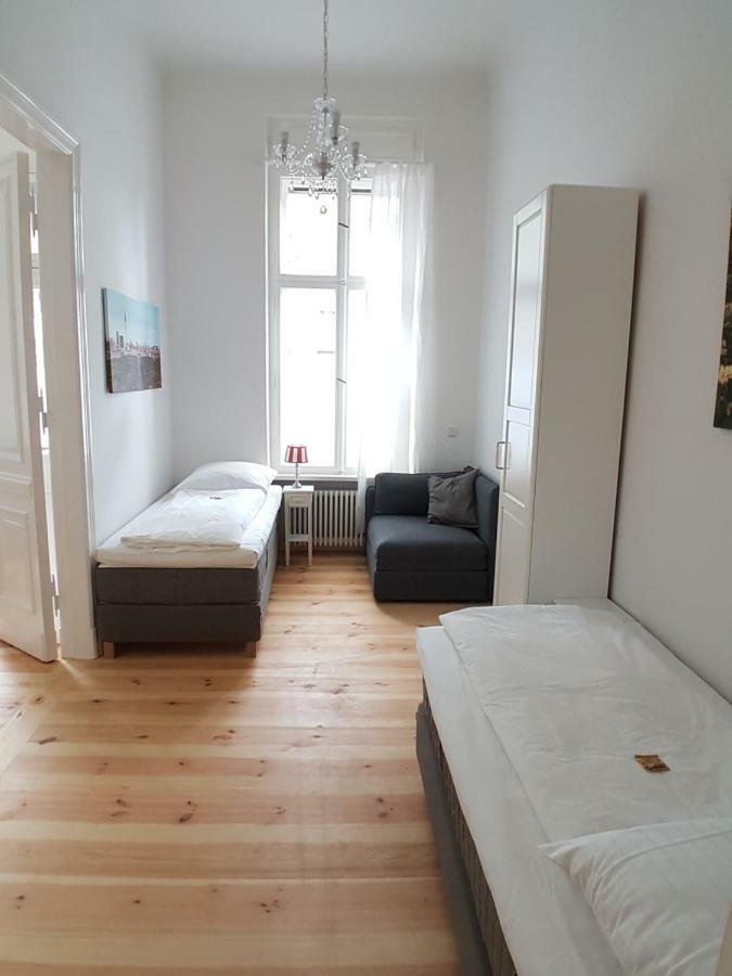 Lang Re By Rockchair Apartments L Superhost Status L 2 Bedrooms Boxspringbeds In City Center - Cozy Family & Business Flair Welcomes You! Берлин Екстериор снимка
